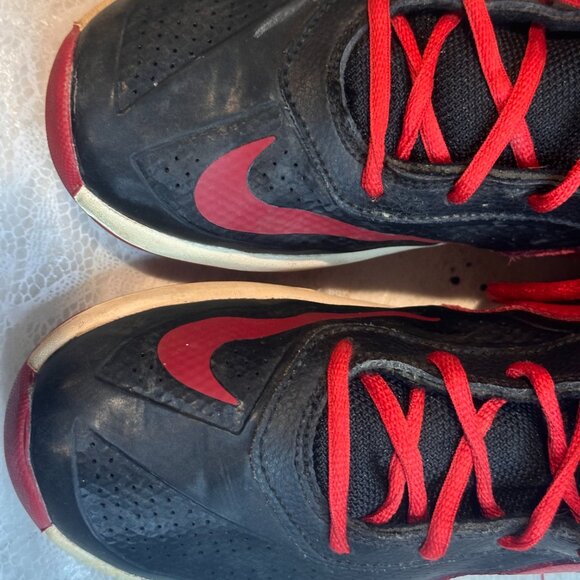 Nike Team Hustle D7 Sneakers Basketball Kids Shoes Youth Training Sports School - Picture 14 of 16